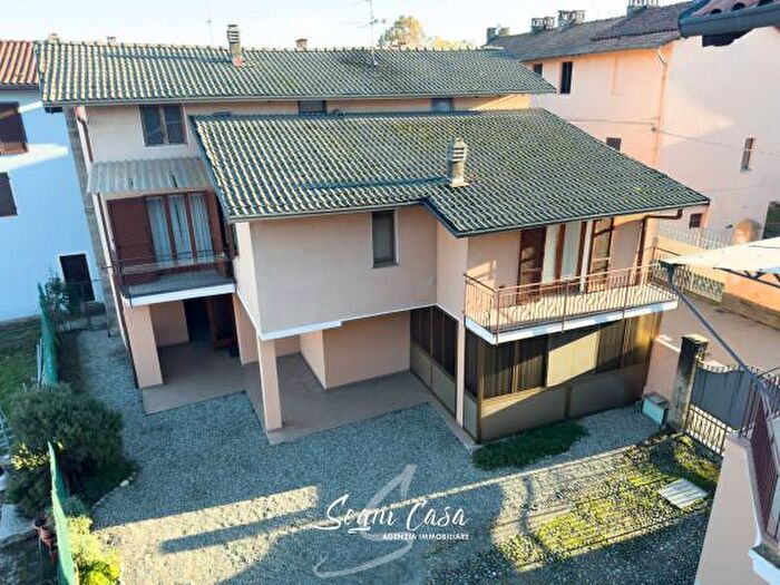 Case in Vendita e in Affitto - 2