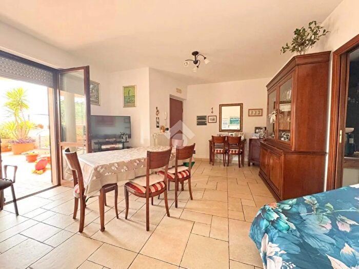 Appartamento quadrilocale in vendita in Via Pietro Quattrocchi, Vasto