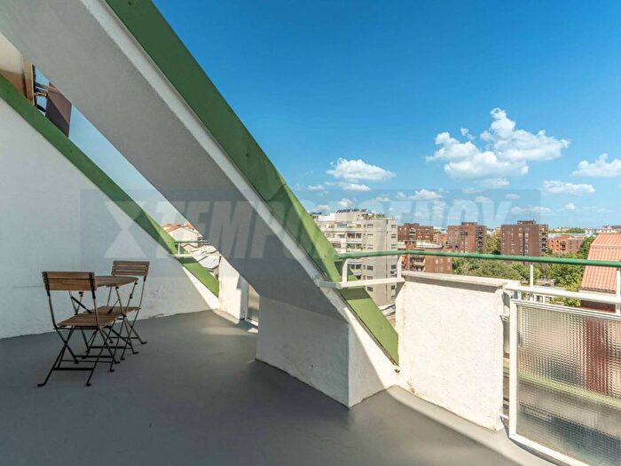 Appartamento bilocale in affitto in Via Lorenteggio, Giambellino, Milano