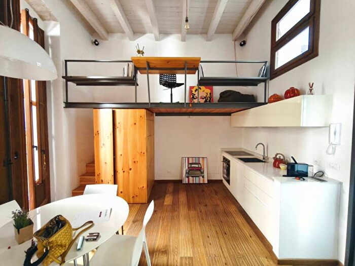 Appartamento monolocale in affitto in Vicolo Carini, Cassaro, Palermo