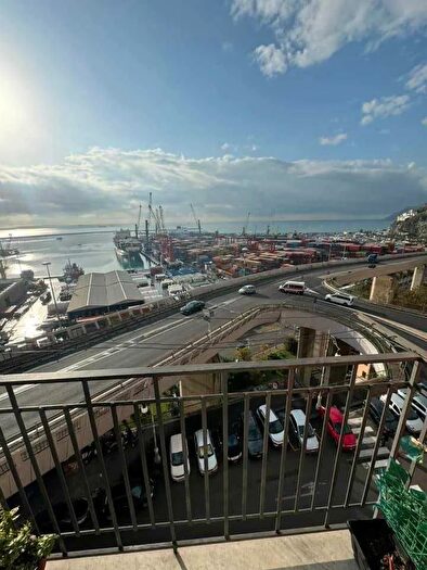 Appartamento bilocale in vendita in Salerno