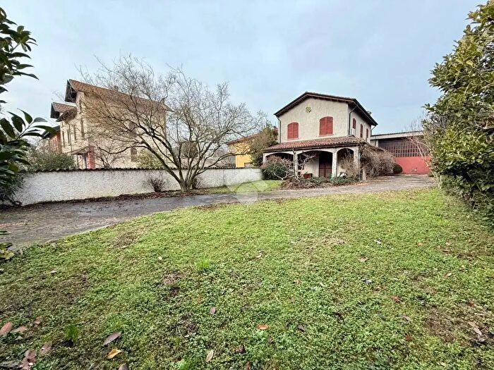 Casa trilocale in vendita in Viale Guglielmo Marconi, Codogno