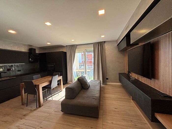 Appartamento trilocale in affitto in Corso della Repubblica, Centro, Cisterna di Latina