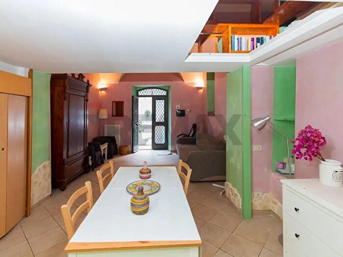 Appartamento trilocale in vendita in Cortile della Provvidenza, Catania