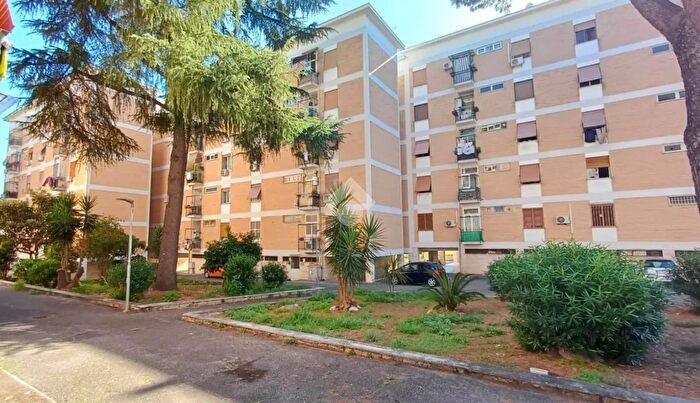 Appartamento bilocale in vendita in Via Giovanni Michelotti, Roma