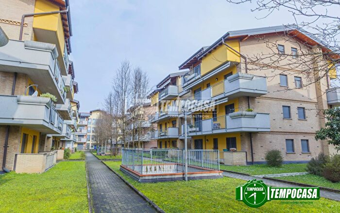 Appartamento bilocale in vendita in Via Salvo dAcquisto, Cesano Boscone