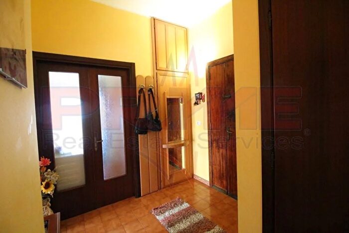 Appartamento quadrilocale in vendita in Via Estramurale di Ponente Matino, Matino