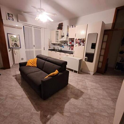 Appartamento monolocale in vendita in Via Ludovico Ariosto, Cesano Boscone