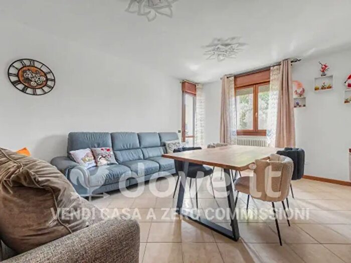 Appartamento trilocale in vendita in Via Monsignor Placido Ponchia, Padova