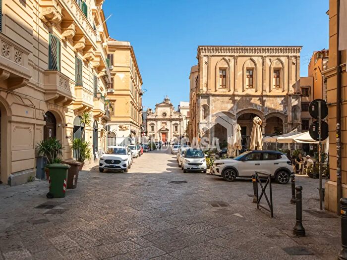 Appartamento bilocale in vendita in Vicolo del Barillaio, Palermo