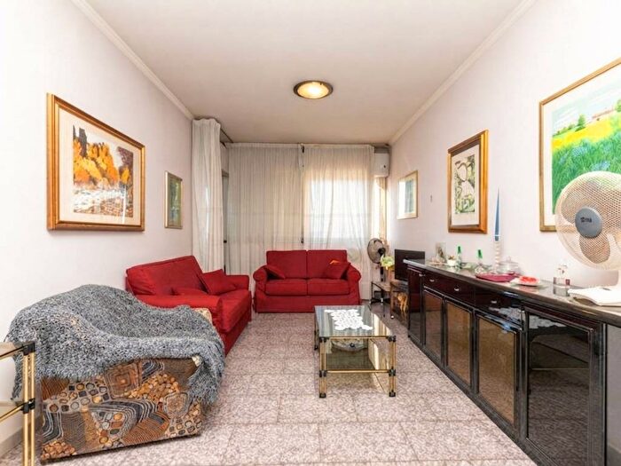 Appartamento quadrilocale in vendita in Via Alinda Bonacci Brunamonti, Fonte Ostiense, Roma