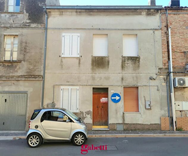 Casa quadrilocale in vendita in Strada Savoia, San Salvo