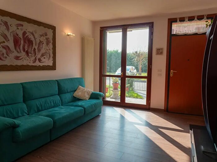 Casa con 5 locali in vendita in Via Vigorea, Ravenna