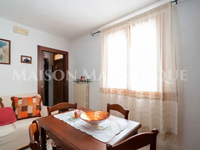 Casa trilocale in vendita in Via Camillo Benso di Cavour, Comacchio