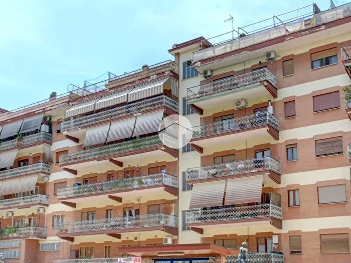 Appartamento bilocale in vendita in Via Scipio Sighele, Roma
