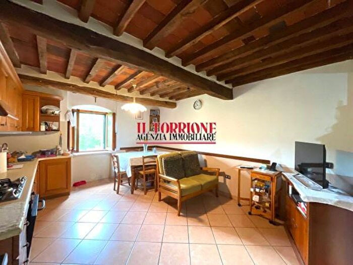 Casa trilocale in vendita in Via della Pieve Romanica, Pescia