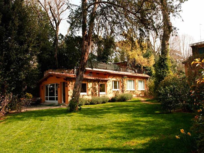 Casa quadrilocale in affitto in Via di Villa Ruffo, Flaminio, Roma