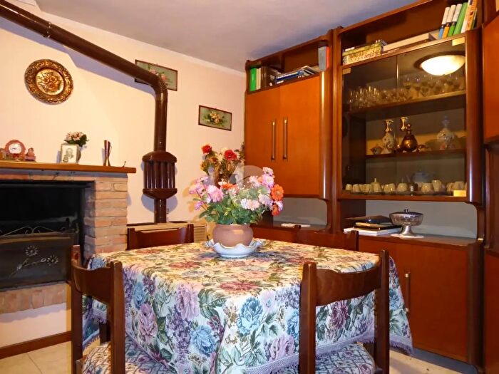 Casa con 5 locali in vendita in Località Belvedere, Montu' Beccaria