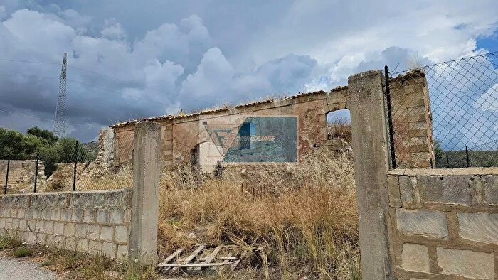 Casa in vendita in Avola