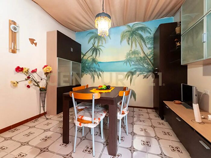 Appartamento trilocale in vendita in Via del Sileno, Giardini Naxos