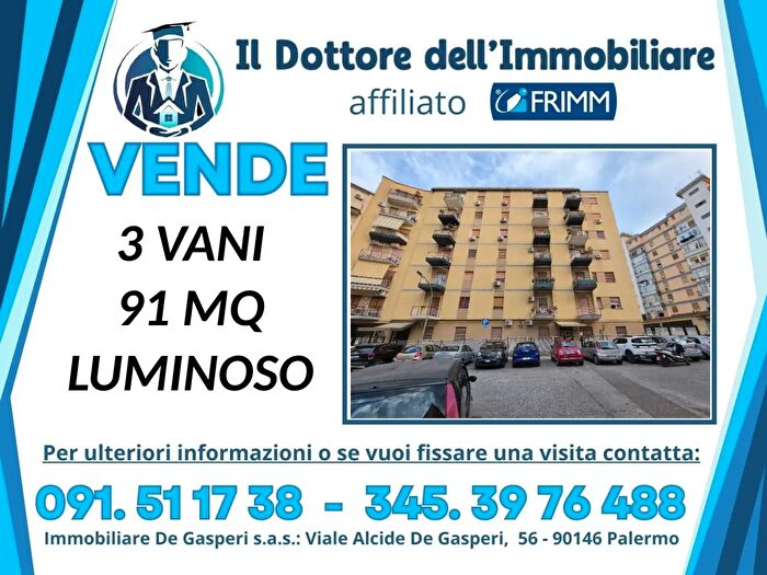 Appartamento trilocale in vendita in Largo Vincenzo Vitali, Palermo