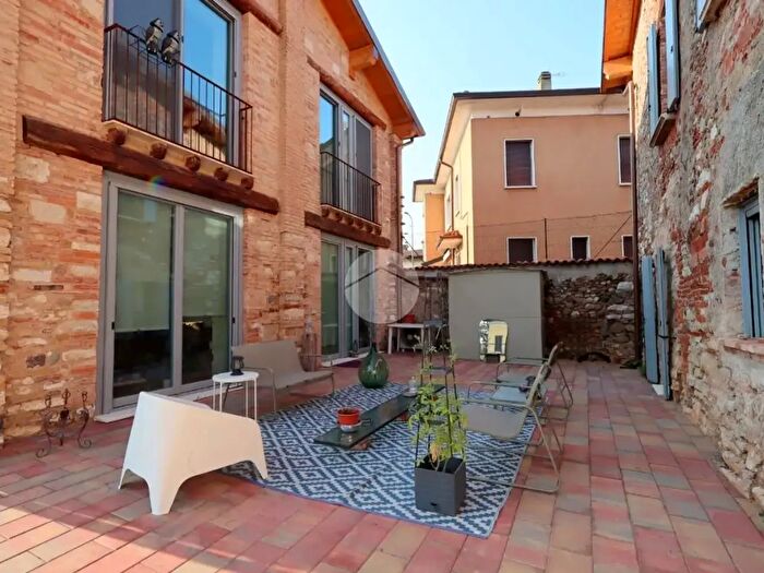 Casa con 5 locali in vendita in Via Giuseppe Garibaldi, Castenedolo