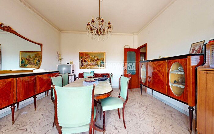 Appartamento trilocale in vendita in Via Randaccio, Bari