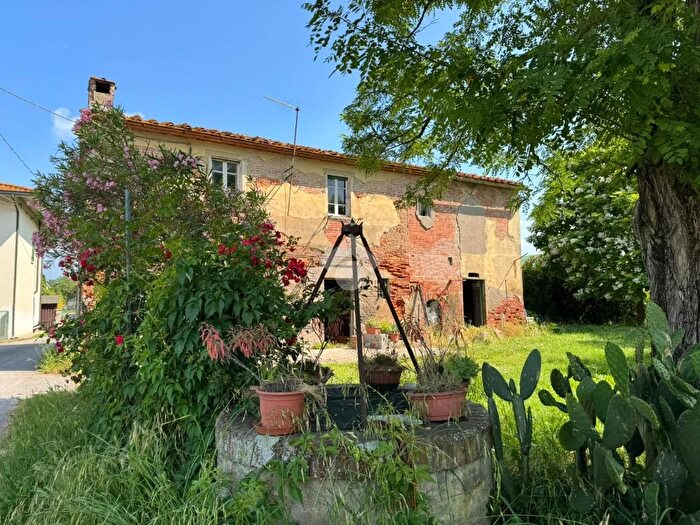 Casa con 6 locali in vendita in Via Margine del Bassetti, Ponte Buggianese