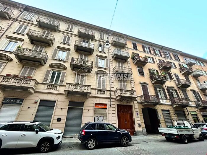 Appartamento trilocale in vendita in Via Vincenzo Gioberti, Torino