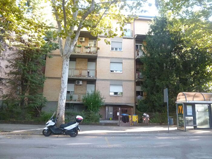 Appartamento quadrilocale in vendita in Viale Fratelli Spazzoli, Forli