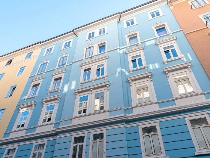 Appartamento monolocale in affitto in Via Cristoforo Belli, San Giacomo, Trieste