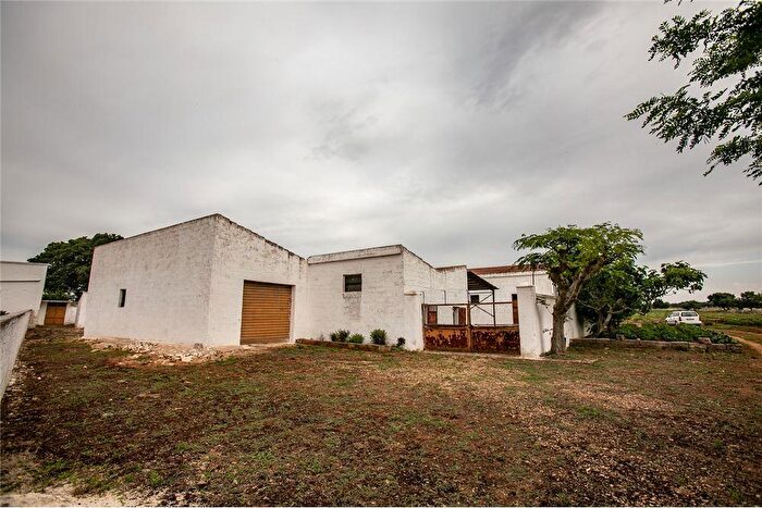 Casa con 7 locali in vendita in Gioia Del Colle