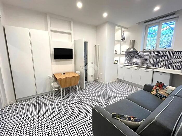 Appartamento trilocale in vendita in Via Mortella, Massa Lubrense