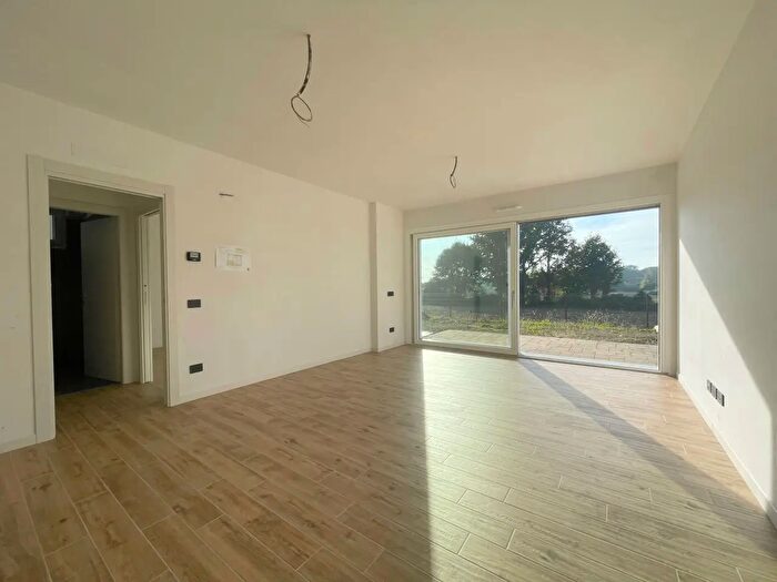 Appartamento bilocale in vendita in Via Giovanni, Bizzarone