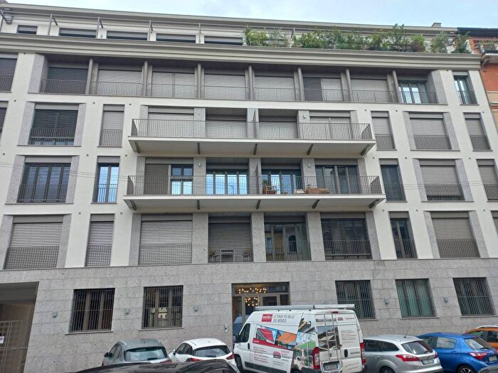 Appartamento bilocale in affitto in Via Giuseppe Compagnoni, Plebisciti Susa, Milano