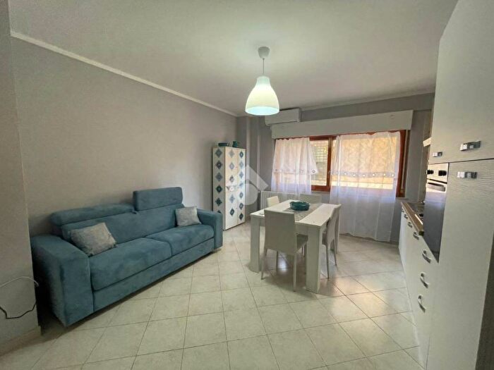 Appartamento bilocale in affitto in PIAZZA SAN BENEDETTO, Centro, Cassino