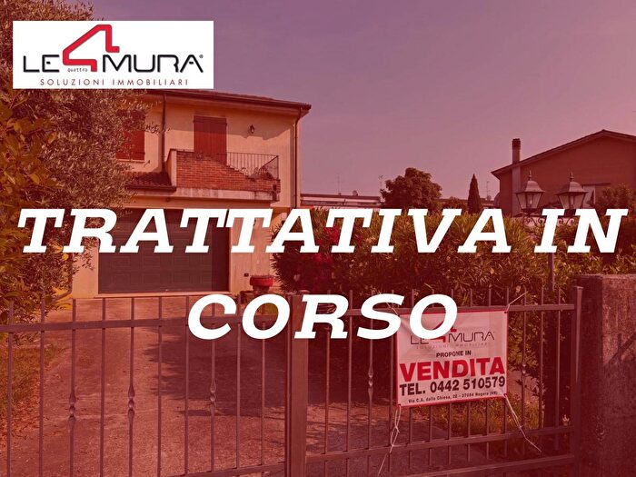 Casa con 6 locali in vendita in Nogara