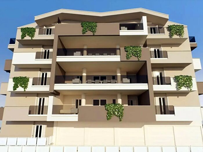 Appartamento trilocale in vendita in Via Leonardo da Vinci, Tortoreto