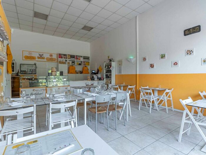 Casa trilocale in vendita in Via Alcide De Gasperi, Centro, Pero