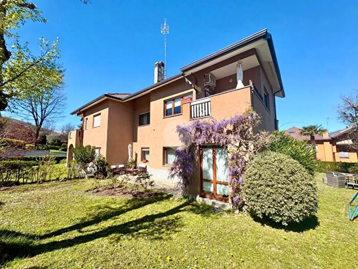 Appartamento con 5 locali in vendita in Corso Laghi, Buttigliera Alta