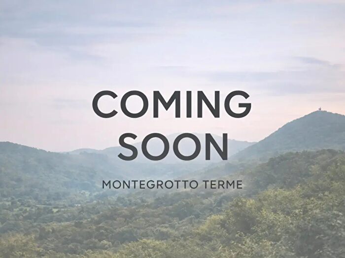 Casa quadrilocale in vendita in Via Luigi Configliachi, Abano Terme