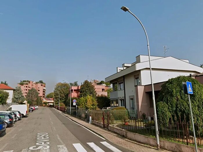 Case in Vendita e in Affitto - 3