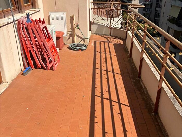 Appartamento bilocale in affitto in Via dell'Accademia Ambrosiana, Ardeatino Montagnola, Roma