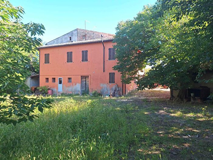 Casa con 5 locali in vendita in San Severino Marche