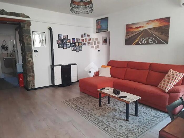 Appartamento quadrilocale in vendita in Via della Fonderia, Trieste