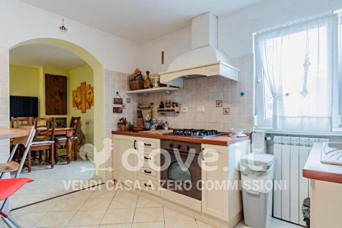 Casa con 5 locali in vendita in Via Carlo Martelli, Ferrara