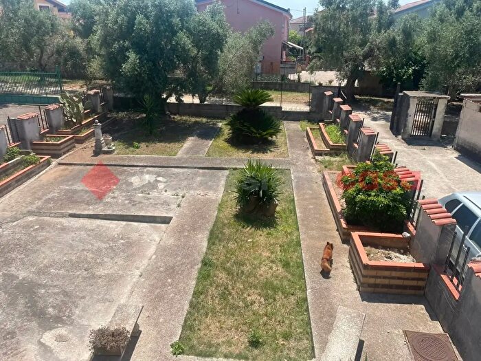 Appartamento trilocale in vendita in Località Tutuni Traversa, Vitulazio