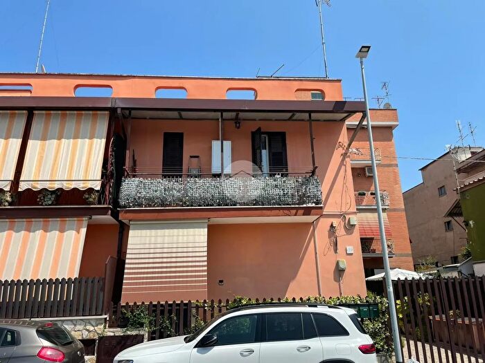 Appartamento bilocale in vendita in Via Giancristoforo Romano, Roma