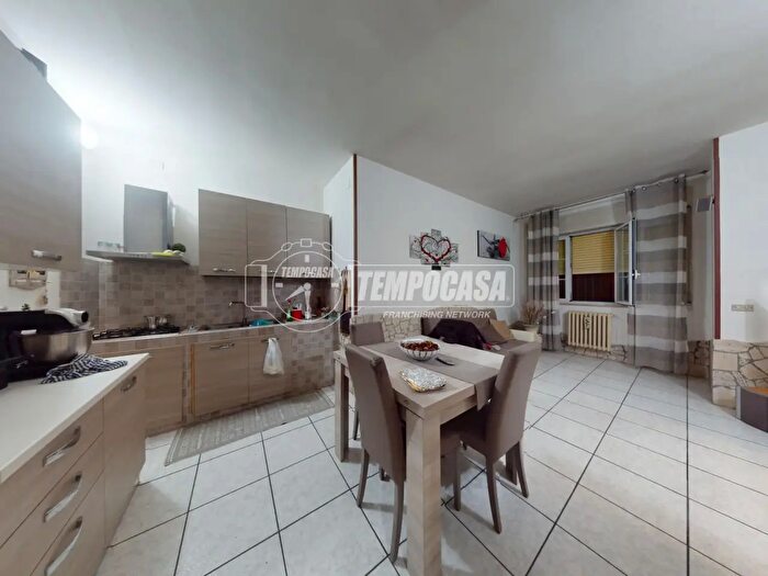 Appartamento quadrilocale in vendita in Via Giulio Cesare Vanini Lotto, Lecce