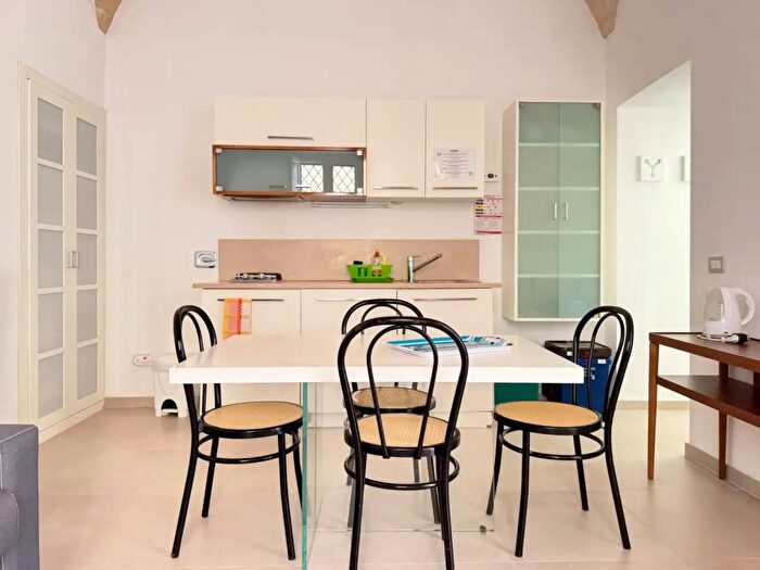 Appartamento trilocale in vendita in Piazzetta San Giovanni dei Fiorentini, Lecce